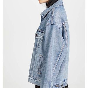 Levi’s Women’s Dad Trucker Jacket - Jean Jacket